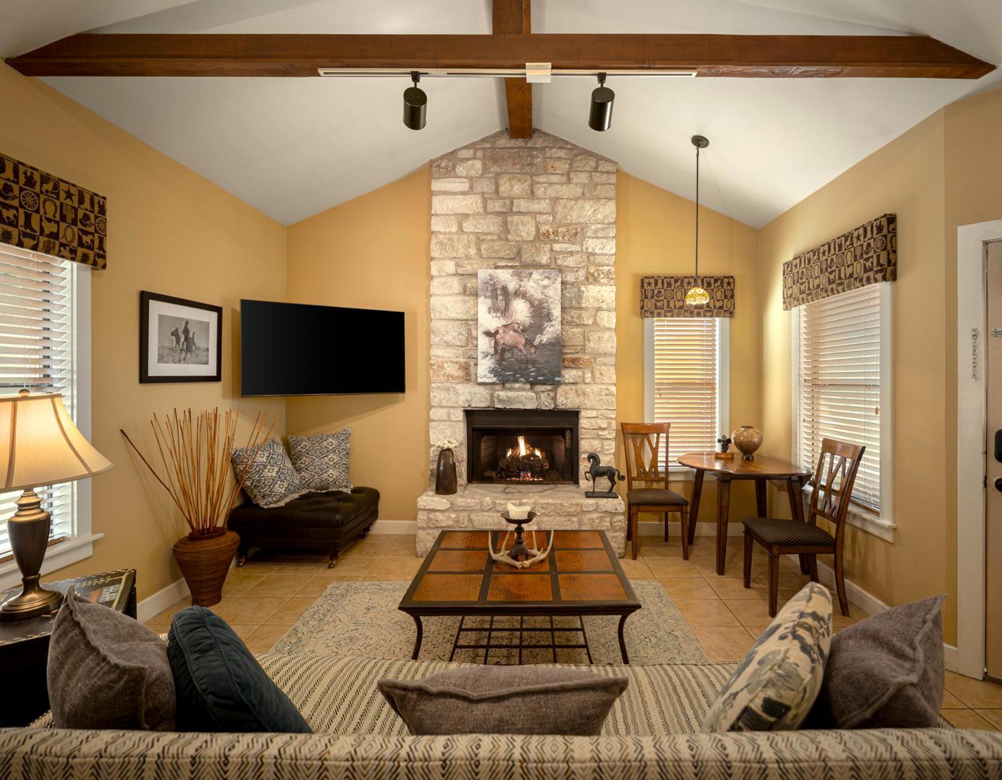 Blair House Inn And Spa Wimberley Kamer foto